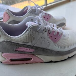 Nike Air Max 90 White and Pink Shoes